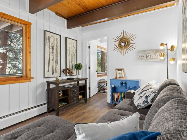 330 Fall River Ln, Estes Park, CO 80517
