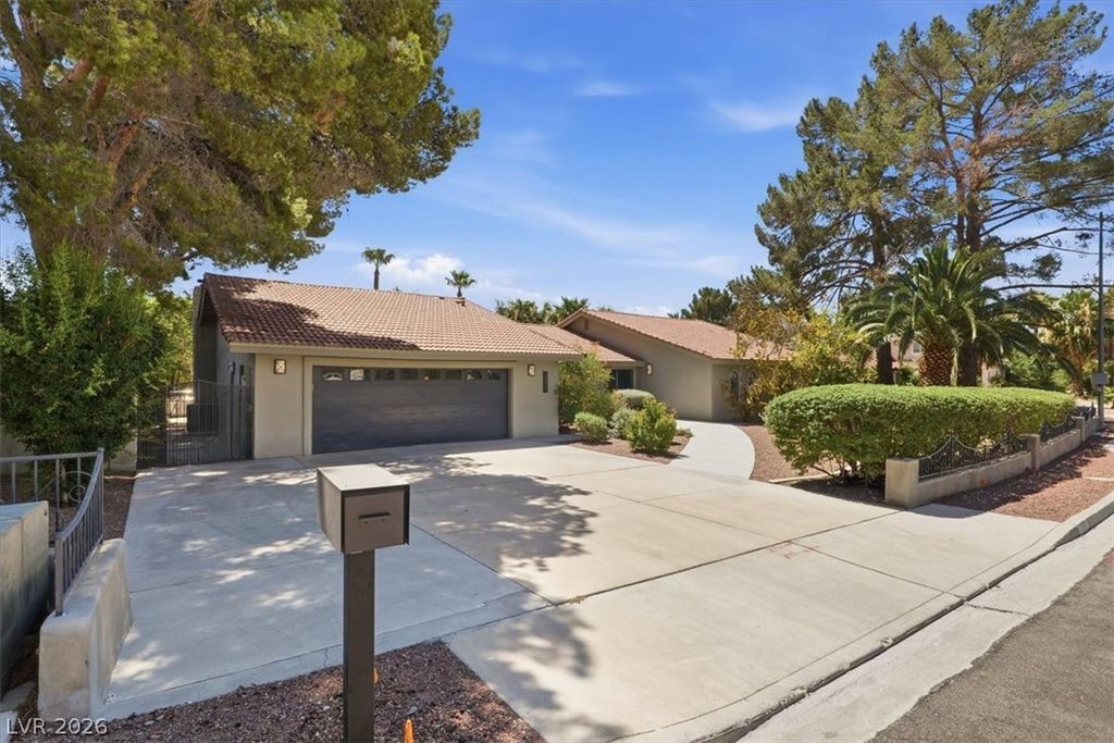 3007 La Mesa Drive, Henderson, NV 89014