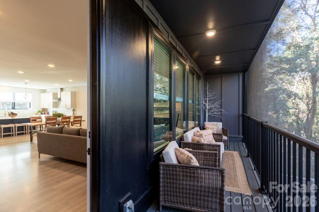 3538 Saker Lane, Charlotte, NC 28211