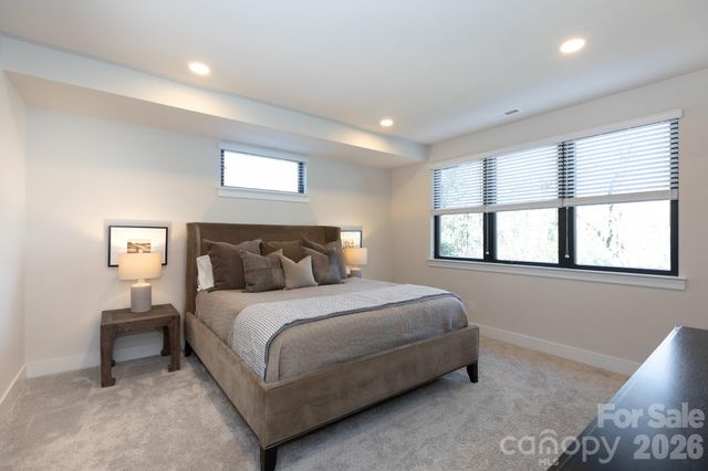 3538 Saker Lane, Charlotte, NC 28211