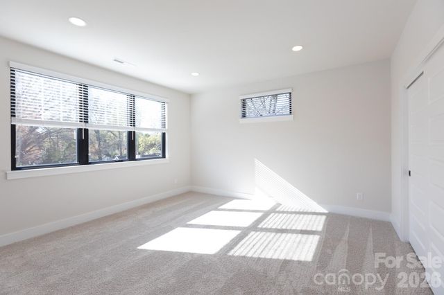 3538 Saker Lane, Charlotte, NC 28211