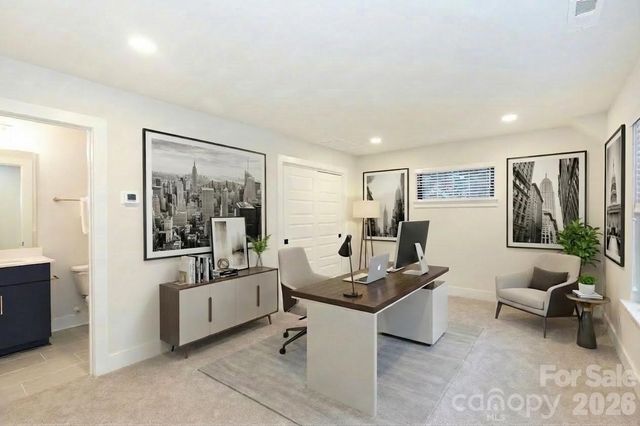 3538 Saker Lane, Charlotte, NC 28211