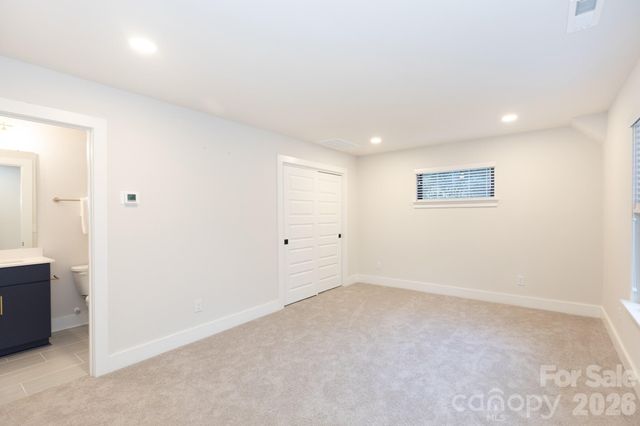 3538 Saker Lane, Charlotte, NC 28211