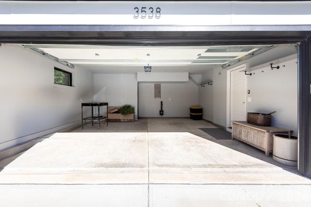 3538 Saker Lane, Charlotte, NC 28211