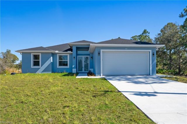 617 Valley AVE S, Lehigh Acres, FL 33974