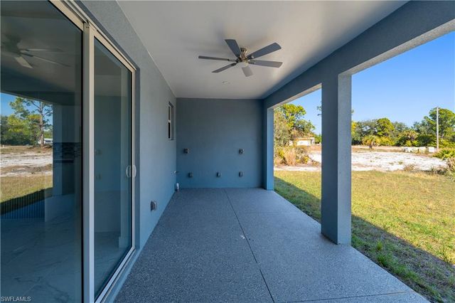 617 Valley AVE S, Lehigh Acres, FL 33974