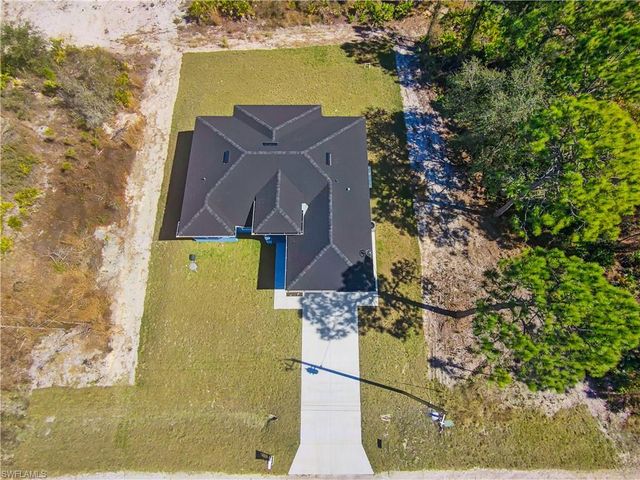 617 Valley AVE S, Lehigh Acres, FL 33974