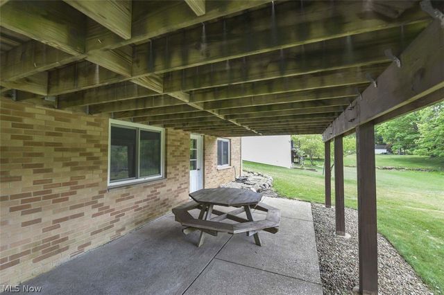 8756 Royalhaven Drive, North Royalton, OH 44133
