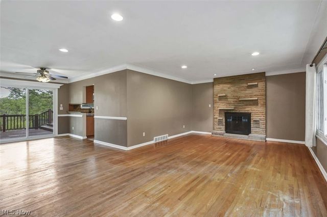 8756 Royalhaven Drive, North Royalton, OH 44133