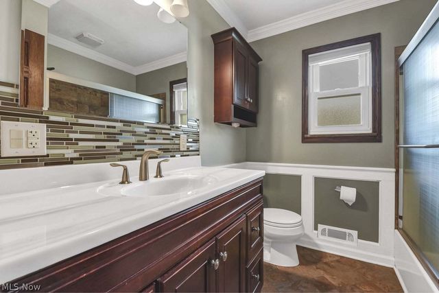 8756 Royalhaven Drive, North Royalton, OH 44133