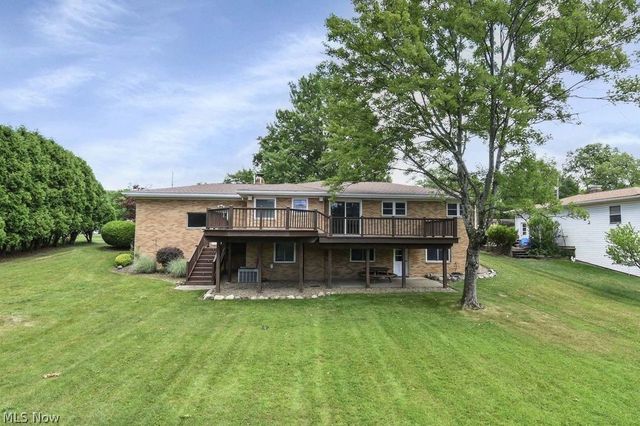 8756 Royalhaven Drive, North Royalton, OH 44133