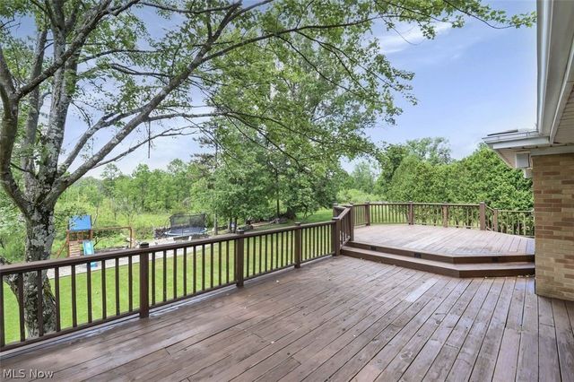 8756 Royalhaven Drive, North Royalton, OH 44133