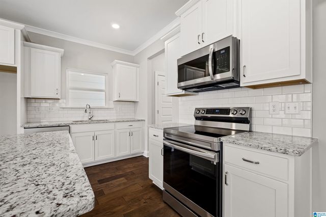 243 RIDGE BOULEVARD, Alabaster, AL 35007
