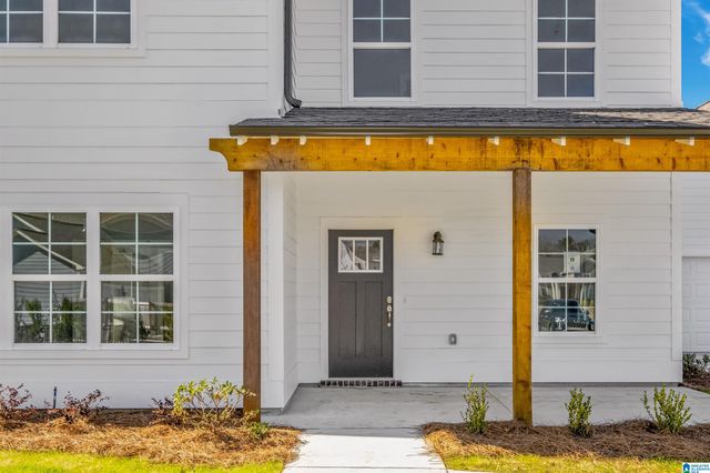 243 RIDGE BOULEVARD, Alabaster, AL 35007