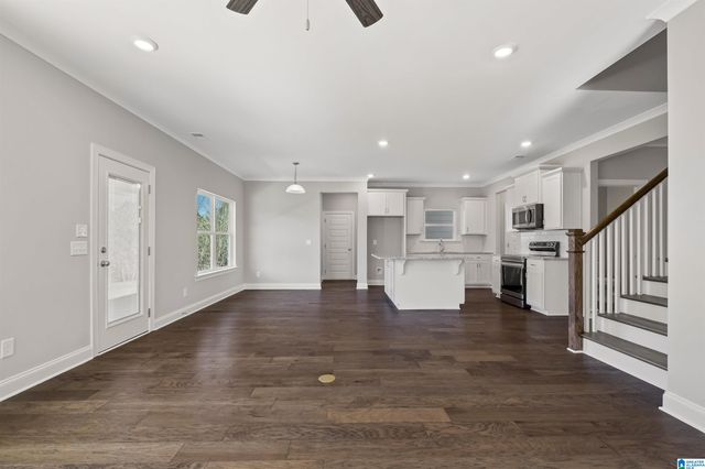 243 RIDGE BOULEVARD, Alabaster, AL 35007