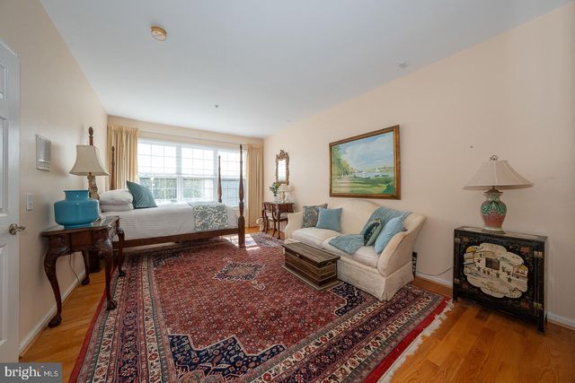 1521 SNEAD GRN, Springfield, PA 19064