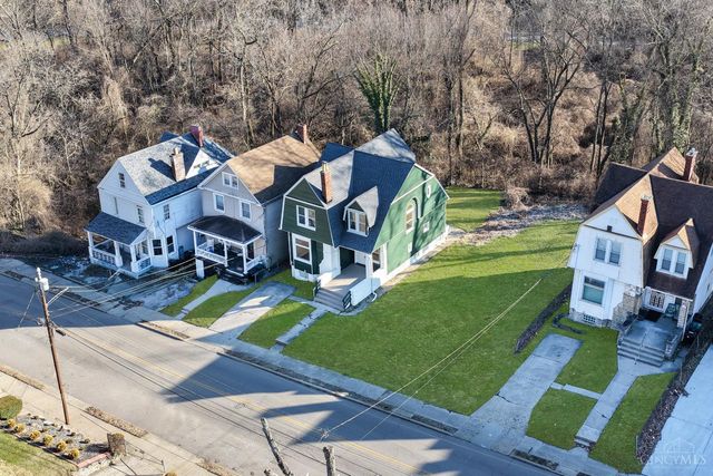 855 Rockdale Avenue, Cincinnati, OH 45229