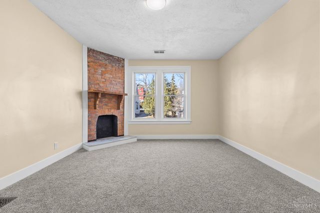 855 Rockdale Avenue, Cincinnati, OH 45229
