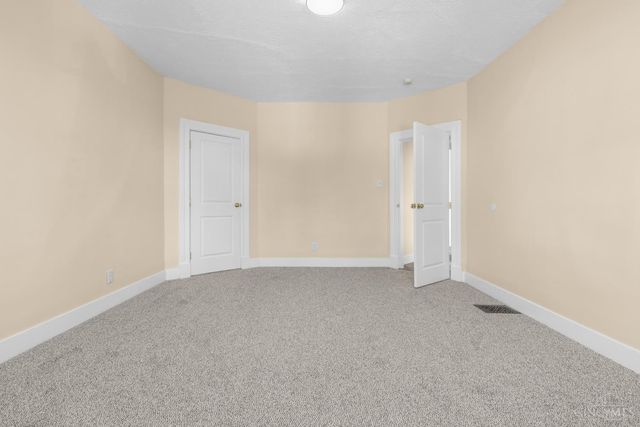 855 Rockdale Avenue, Cincinnati, OH 45229