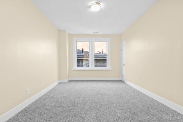855 Rockdale Avenue, Cincinnati, OH 45229