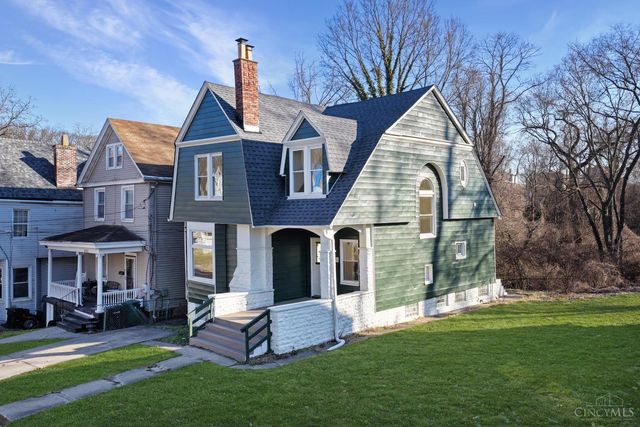 855 Rockdale Avenue, Cincinnati, OH 45229