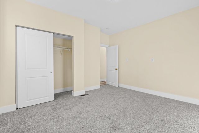 855 Rockdale Avenue, Cincinnati, OH 45229