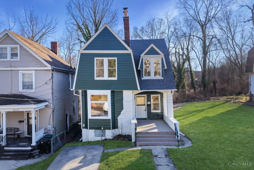 855 Rockdale Avenue, Cincinnati, OH 45229