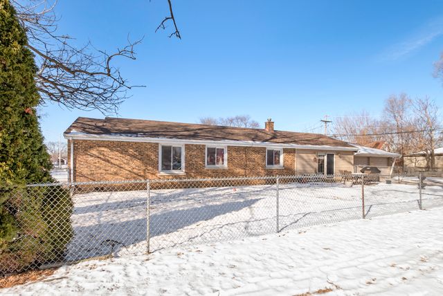 5252 W 89th Street, Oak Lawn, IL 60453