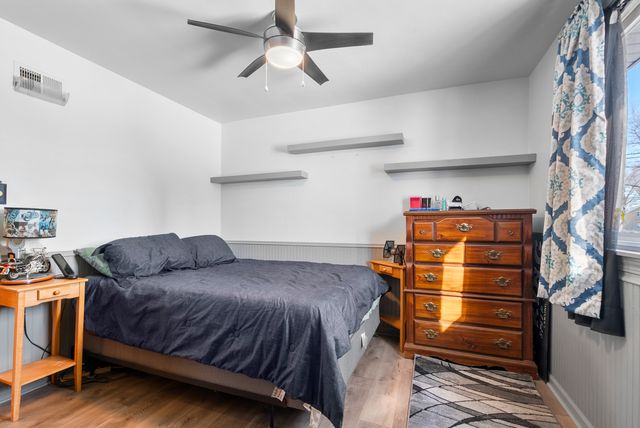 5252 W 89th Street, Oak Lawn, IL 60453