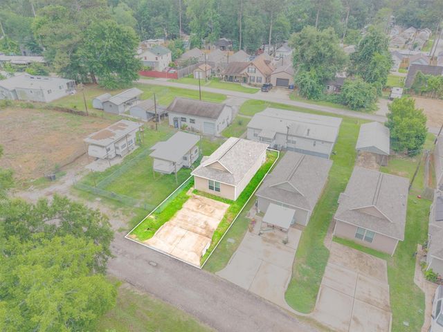9992 Calendar Street, Willis, TX 77318