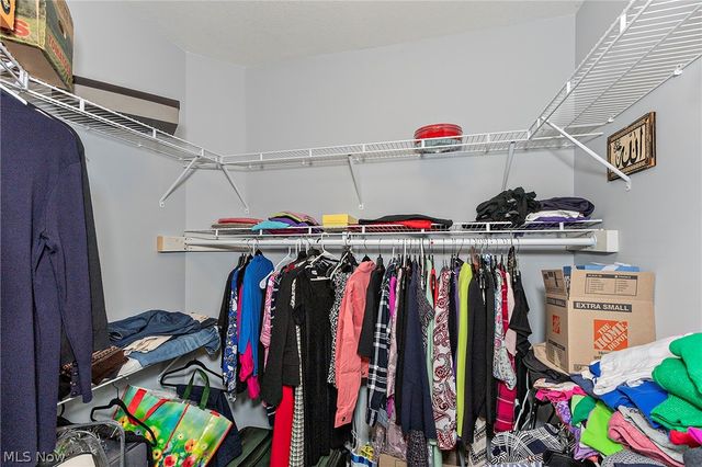 5137 Shepherds Glen 38, Willoughby, OH 44094
