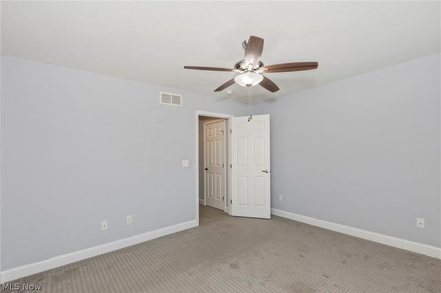5137 Shepherds Glen 38, Willoughby, OH 44094