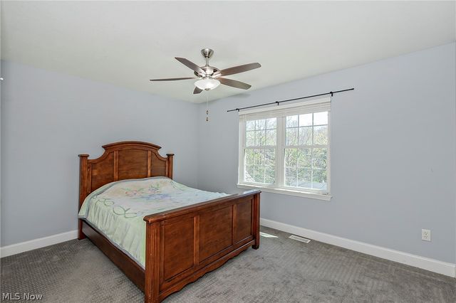 5137 Shepherds Glen 38, Willoughby, OH 44094
