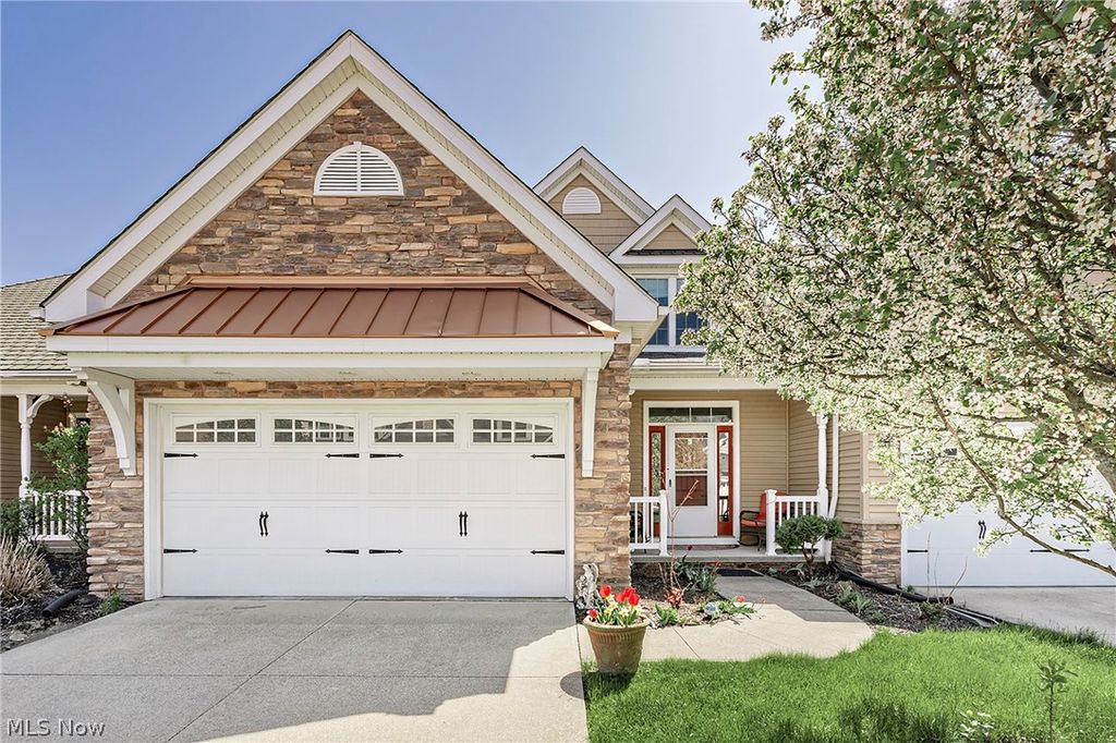 5137 Shepherds Glen 38, Willoughby, OH 44094