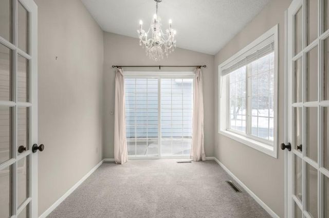 861 Sunrise Drive, Woodbury, MN 55125