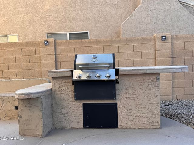 320 W LEAH Avenue, Gilbert, AZ 85233