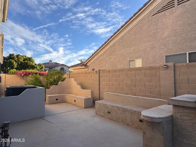 320 W LEAH Avenue, Gilbert, AZ 85233