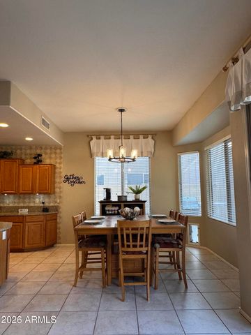 320 W LEAH Avenue, Gilbert, AZ 85233