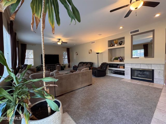 320 W LEAH Avenue, Gilbert, AZ 85233