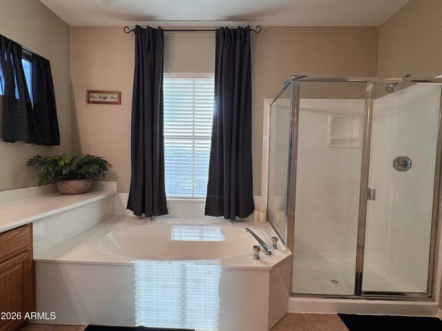 320 W LEAH Avenue, Gilbert, AZ 85233