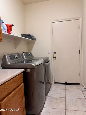 320 W LEAH Avenue, Gilbert, AZ 85233
