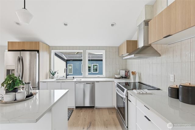 6511 19th Avenue NW, Seattle, WA 98117