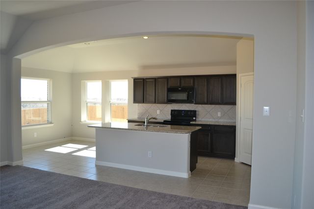 5090 Royal Springs Drive, Forney, TX 75126