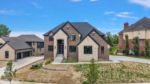54438 Carrington Drive, Shelby Twp, MI 48316