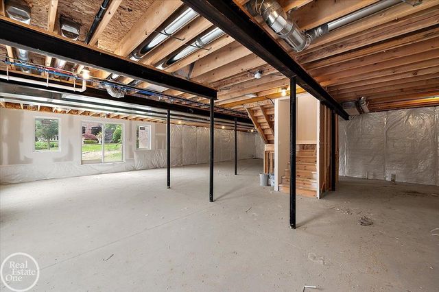 54438 Carrington Drive, Shelby Twp, MI 48316