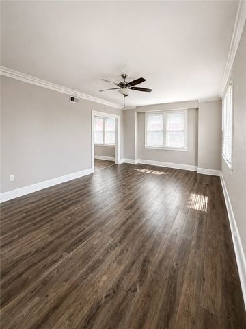 2123 Shady Avenue A9, Squirrel Hill, PA 15217
