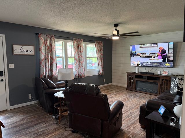 1138 S EL CHAPARRAL AVE, Columbia, MO 65201