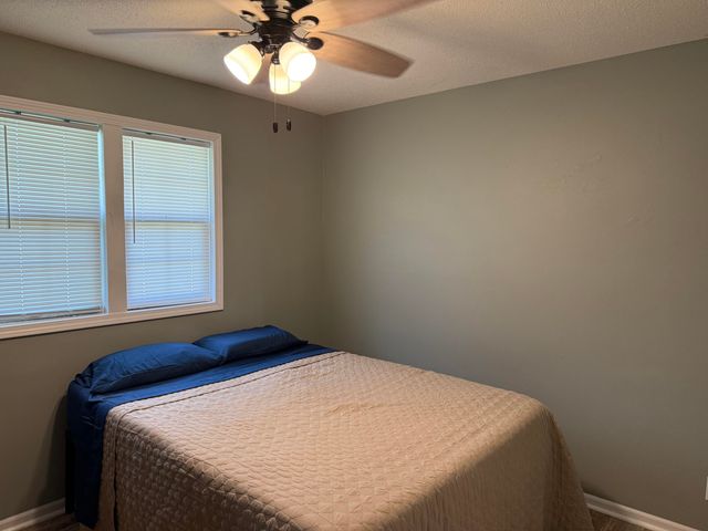 1138 S EL CHAPARRAL AVE, Columbia, MO 65201