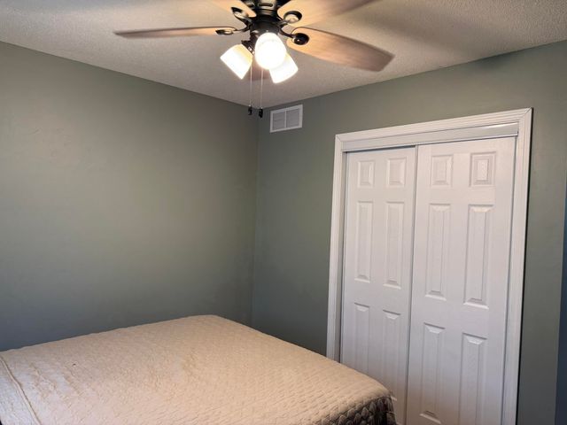 1138 S EL CHAPARRAL AVE, Columbia, MO 65201