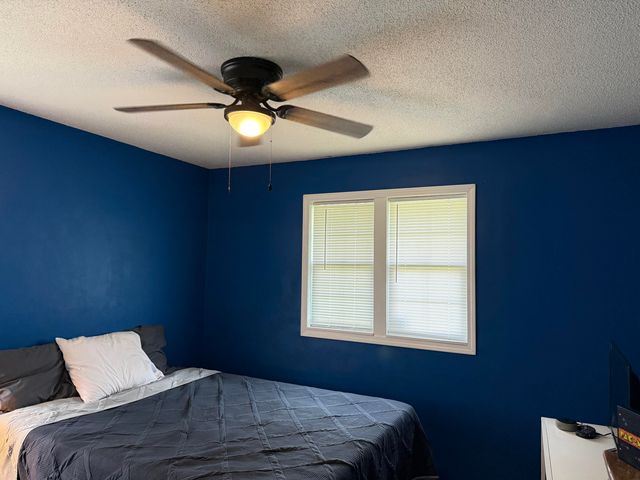 1138 S EL CHAPARRAL AVE, Columbia, MO 65201